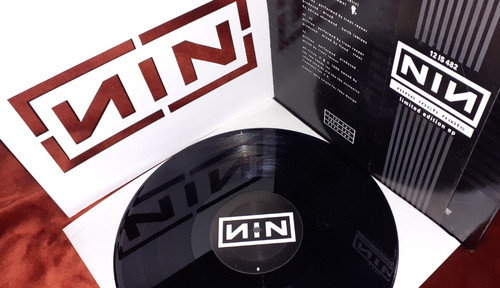 031 nine inch nails - down, in